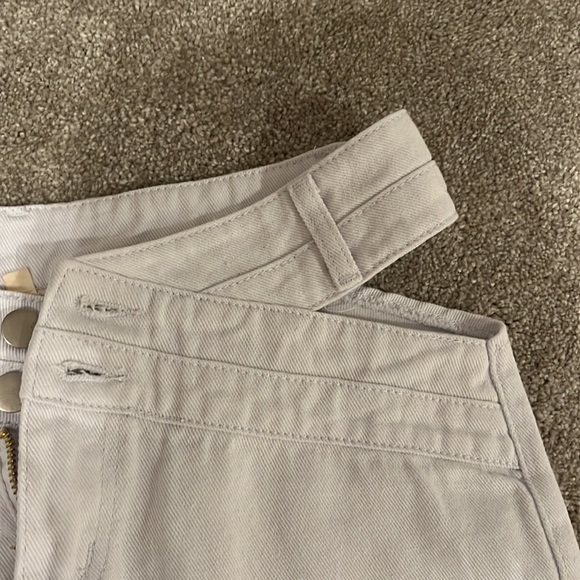 Isabelle’s Closet Jeans - Picture 5 of 5